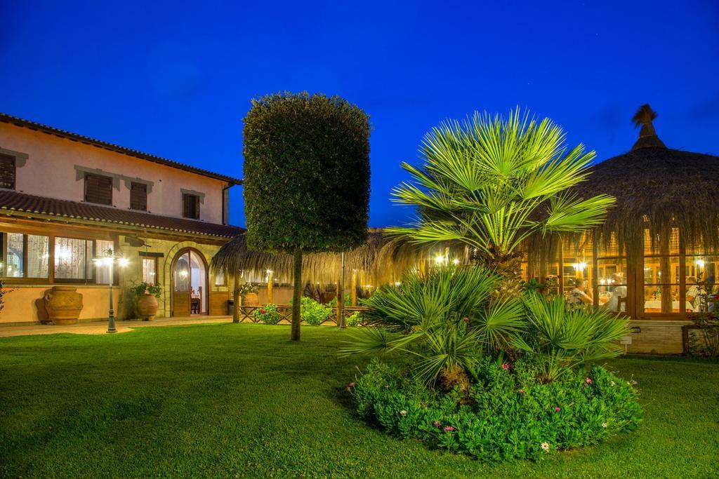Agriturismo 4 Ricci Cerveteri Buitenkant foto