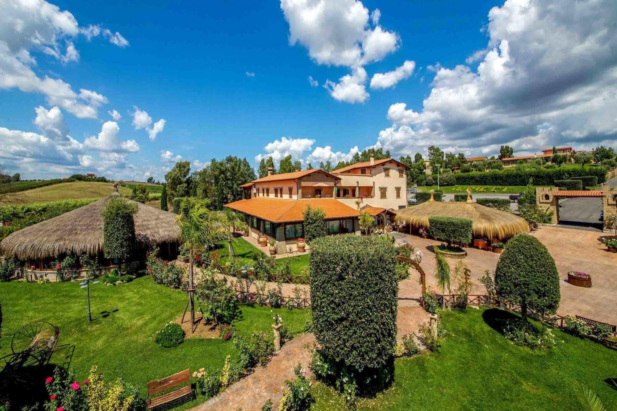 Agriturismo 4 Ricci Cerveteri Buitenkant foto