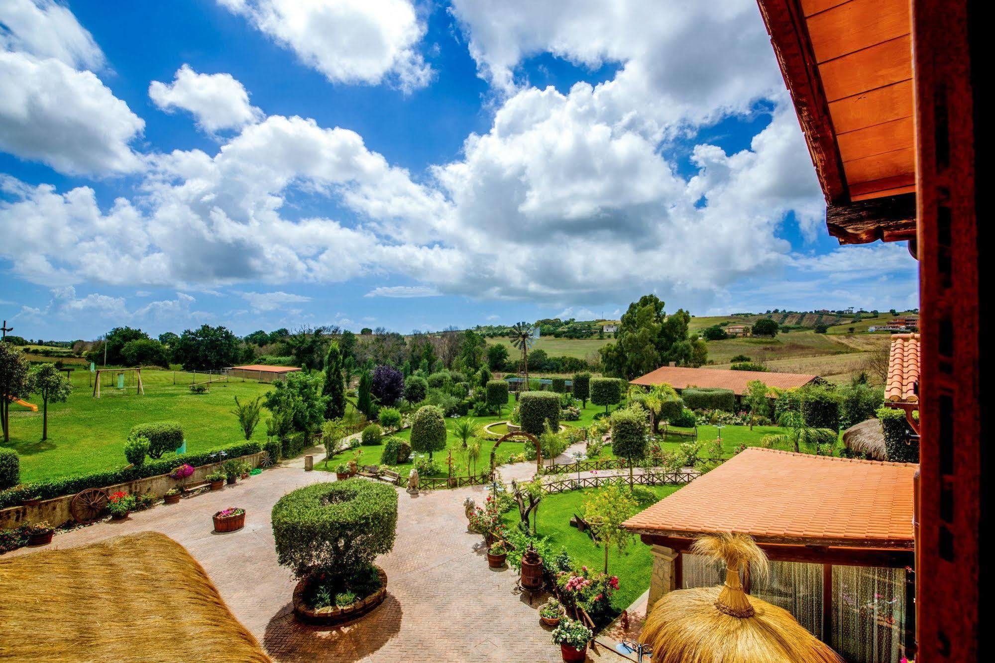 Agriturismo 4 Ricci Cerveteri Buitenkant foto