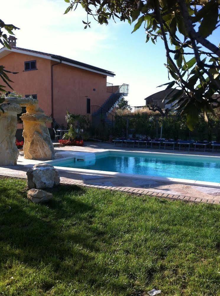 Agriturismo 4 Ricci Cerveteri Buitenkant foto